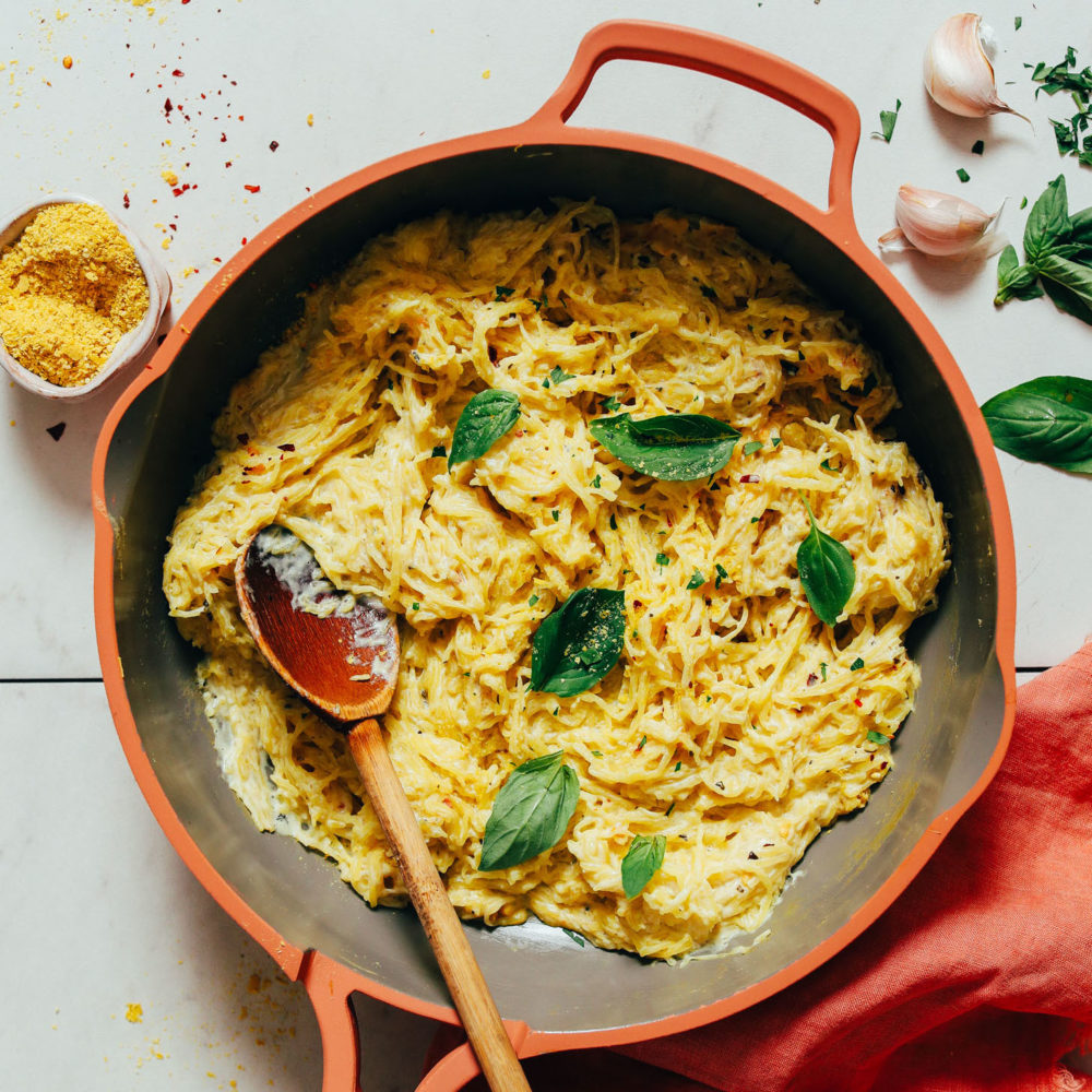 Pan of garlicky vegan alfredo spaghetti squash pasta